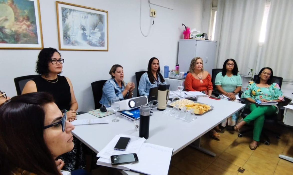 Prefeitura de Aracruz e ES em Ação participam de Reunião de Governança sobre Escolas de Tempo Integral