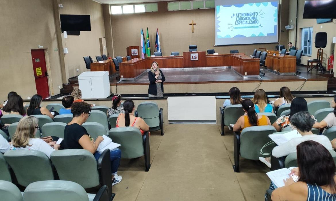 Prefeitura promove palestra sobre “Educação Inclusiva: por uma escola para todos”