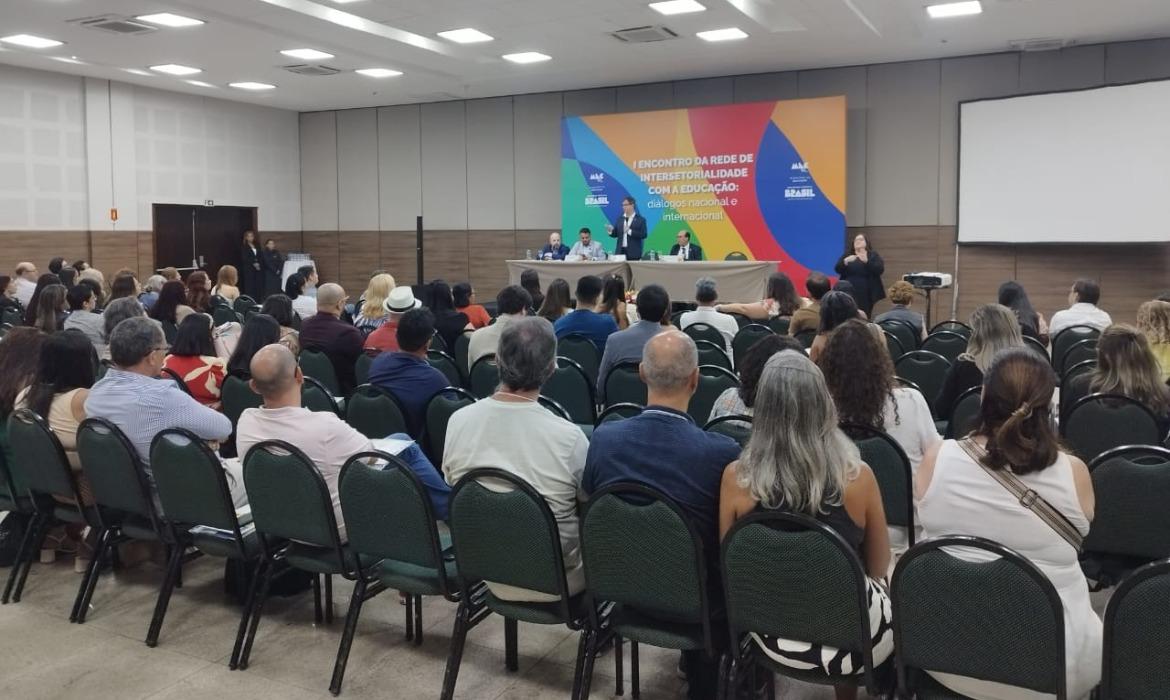 Aracruz marca presença no I Encontro da Rede de Intersetorialidade com a Educação: diálogos nacional e internacional