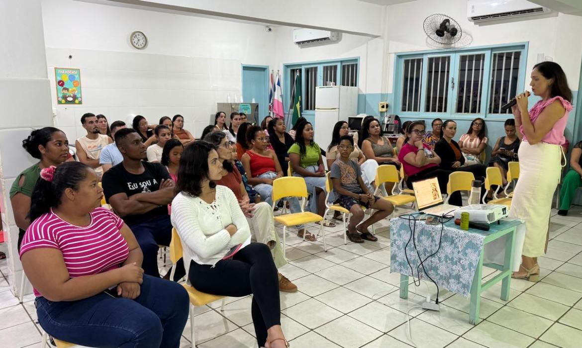 Centro Municipal de Educação Infantil (Cmei) Francisca Rocha Ribeiro realiza palestra com o tema: “Conexão que Educa: O Poder do Olhar, da Palavra e do Afeto"