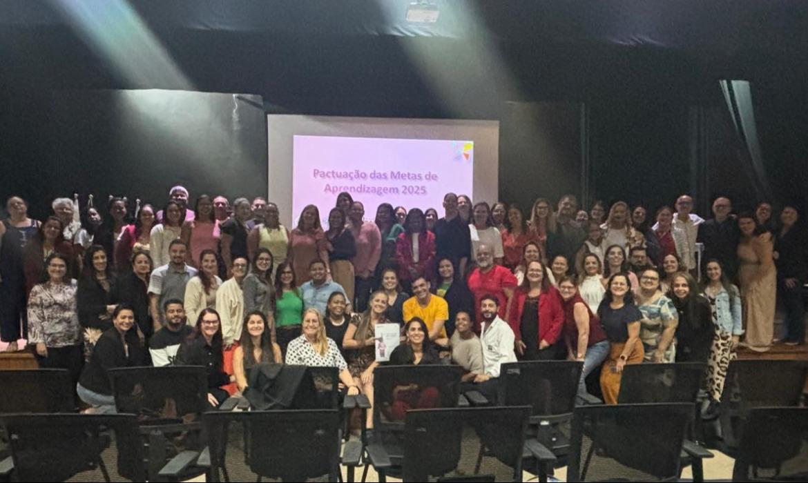 Cerimônia marca Pactuação de Metas de Ensino e Aprendizagem da Rede Municipal de Ensino