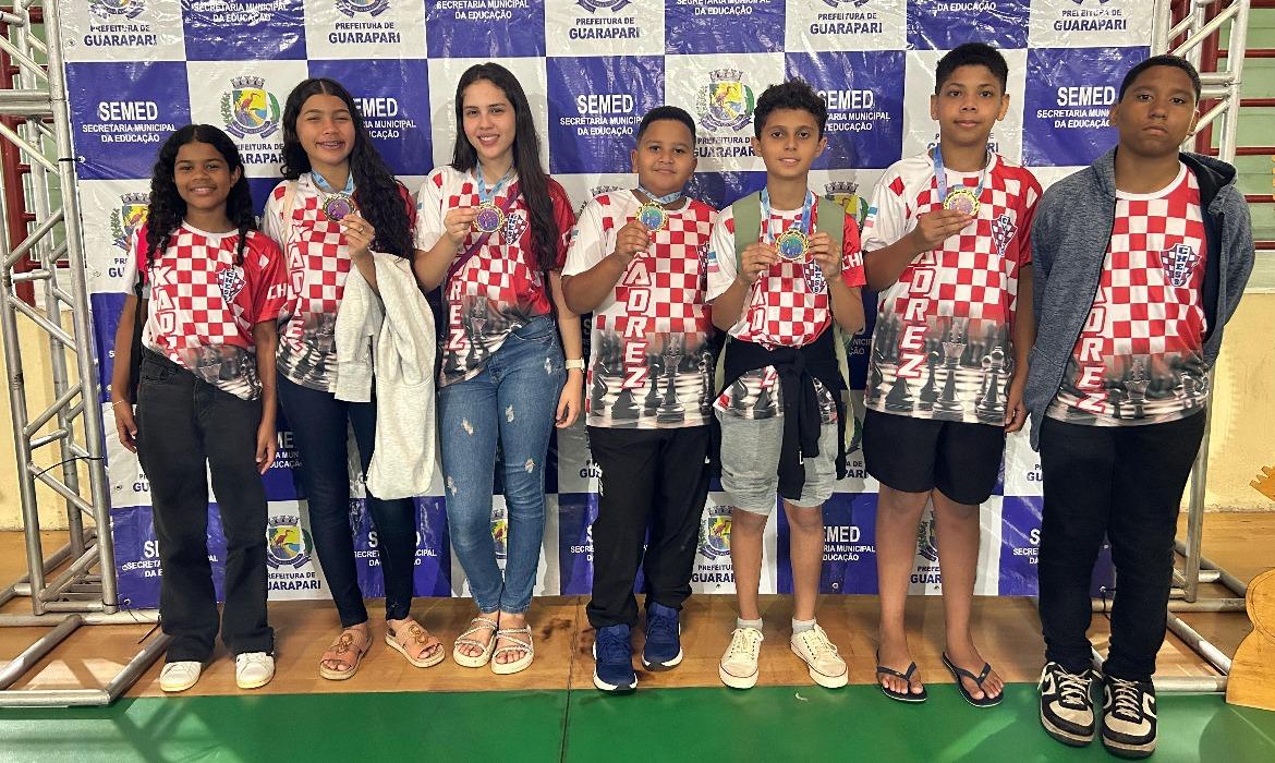 Projeto Mentes que Brilham: alunos da Emef Ezequiel Fraga Rocha se destacam na 1ª Etapa do Circuito de Xadrez