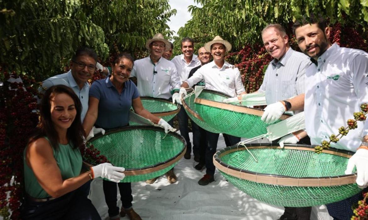 Aracruz sedia abertura oficial da safra 2026 do café conilon capixaba