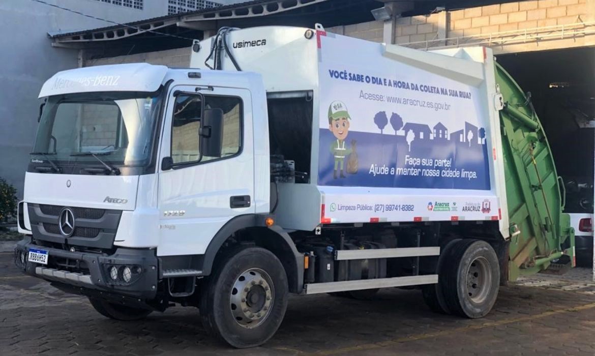 Prefeitura continua atuando com rota extra da coleta de lixo domiciliar na orla