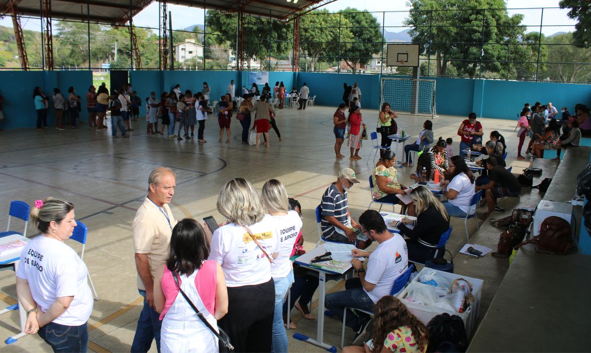 Aracruz + Cidadania leva serviços essenciais à comunidade de Santa Rosa