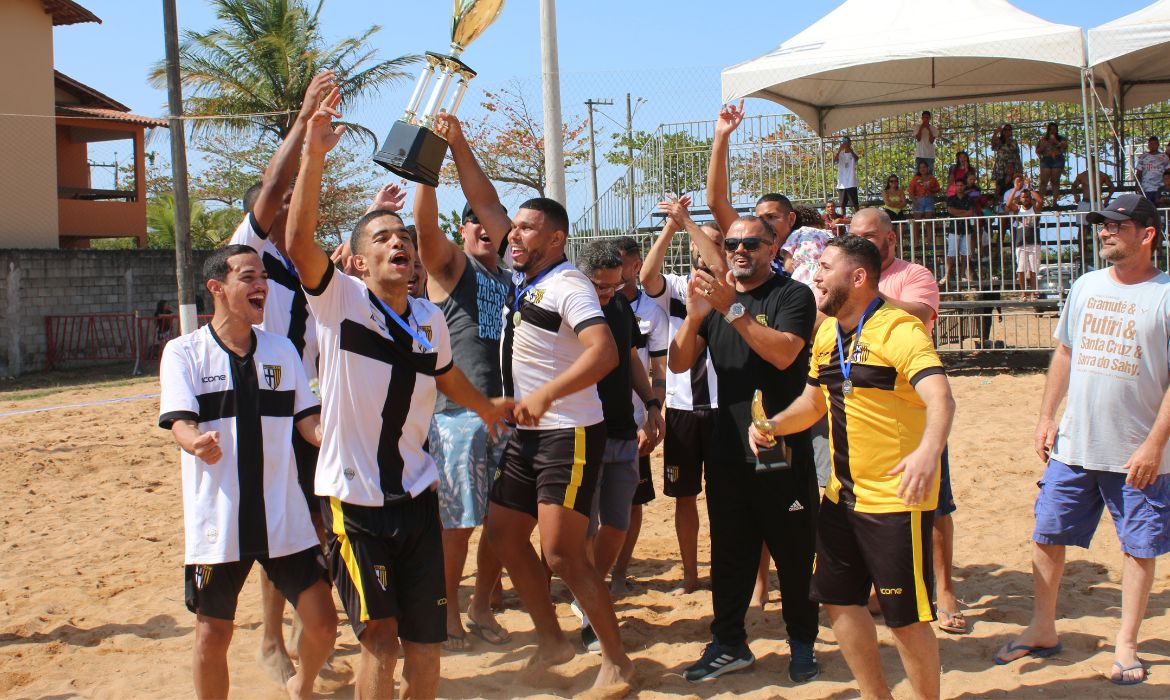 Programação esportiva agita final de semana nas praias de Aracruz