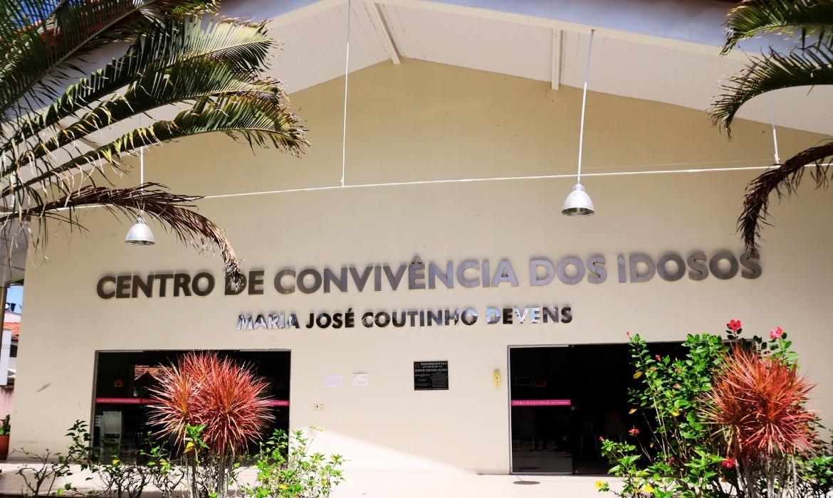 Prefeitura assina Ordem de Serviço que autoriza obra no Centro de Convivência dos Idosos