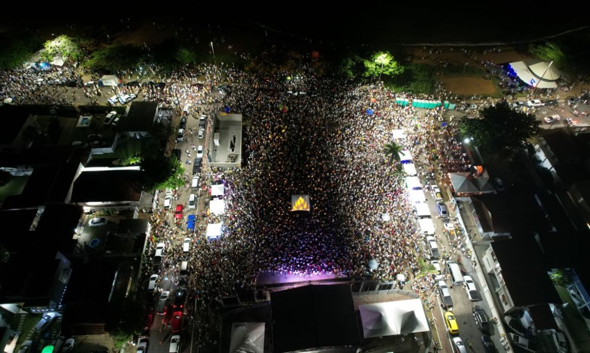 Mais de 100 mil curtiram as festas da virada em Aracruz