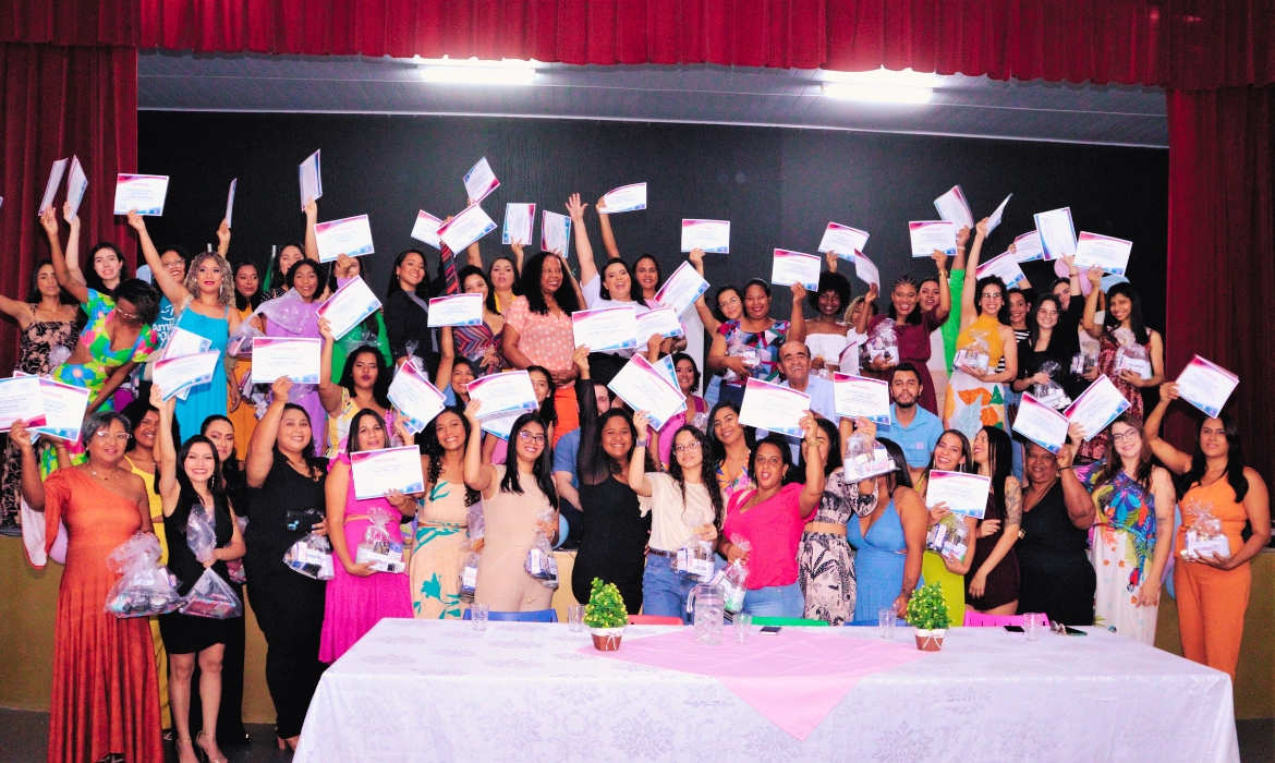 Prefeitura  qualificou quase cinco mil  pessoas em Aracruz nos últimos três anos