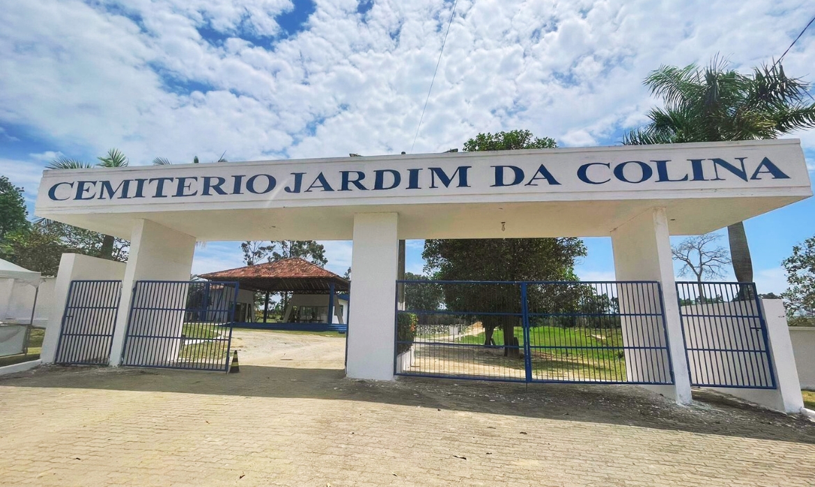 Prefeitura realiza melhorias em cemitérios municipais para o Dia de Finados