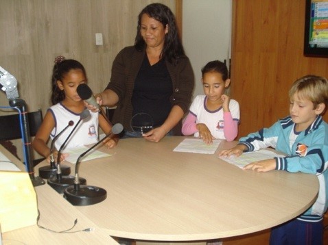 Escola “Zilca Nunes Vieira Bermudes” realiza na segunda-feira (10/12) o musical “Saltimbancos”