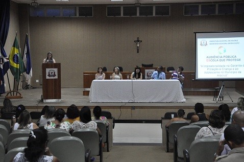 Intersetorialidade é tema de palestra na audiência pública do projeto “Escola que Protege”