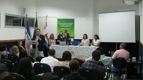 Prefeitura, Ifes e Polo UAB Aracruz realizam aula inaugural do curso de Pós-graduação em Gestão Pública Municipal