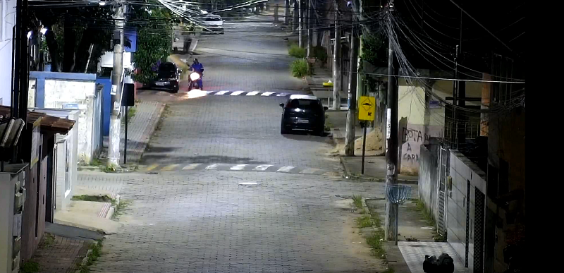 Imagens da Cisp ajudam polícia a apreender carro que deu suporte a furto de motocicleta