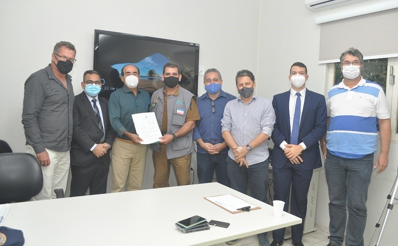 Município de Aracruz assina Termo de Adesão à Gestão de Praias Marítimas