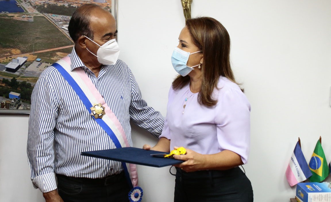 Dr. Coutinho recebe a maior honraria do ES: a Comenda “Domingos Martins”! 