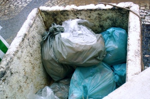 Vigilância Sanitária de Aracruz apreende carne de frango clandestina 