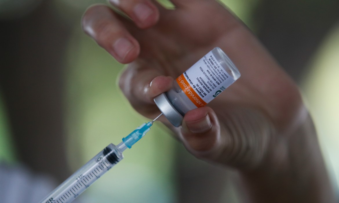 Segunda dose da CoronaVac disponível em todas as Unidades de Saúde de Aracruz 